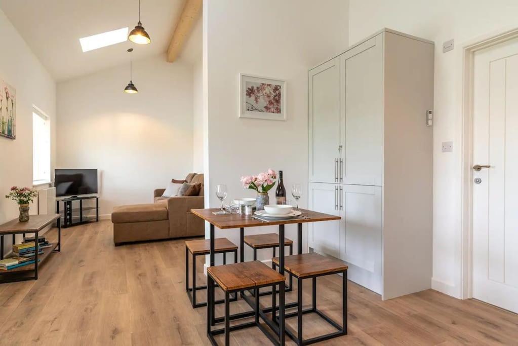 Rose Barn - Luxury Barn Accommodation In The Cotswolds Gretton  Ngoại thất bức ảnh
